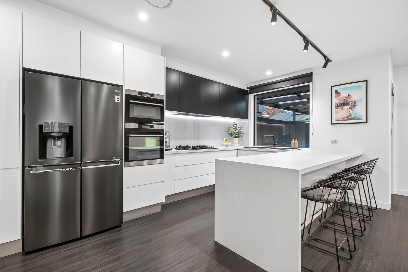 Gallery: 2/172 Atherton Road