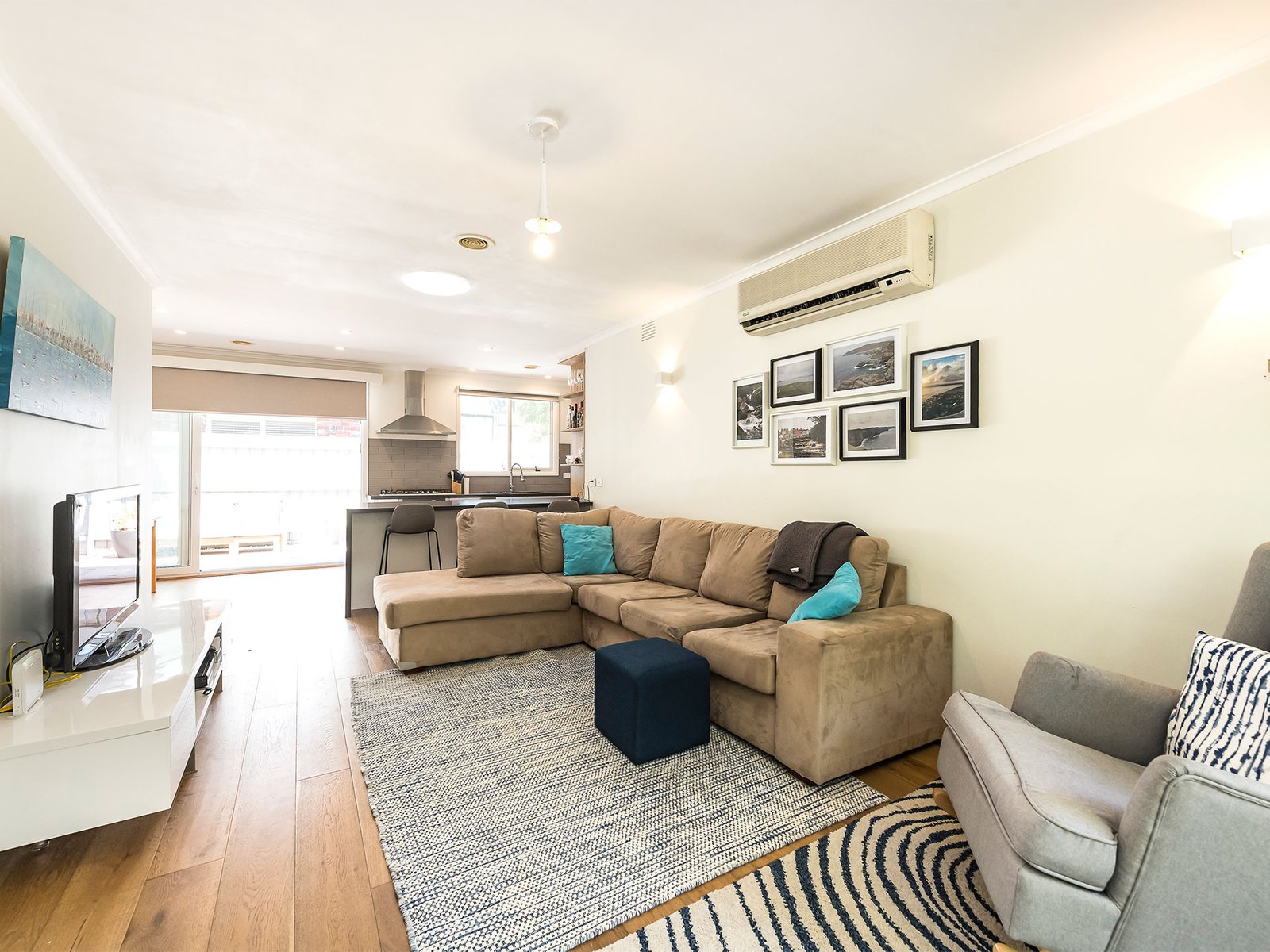 Gallery: 2/172 Bay Road