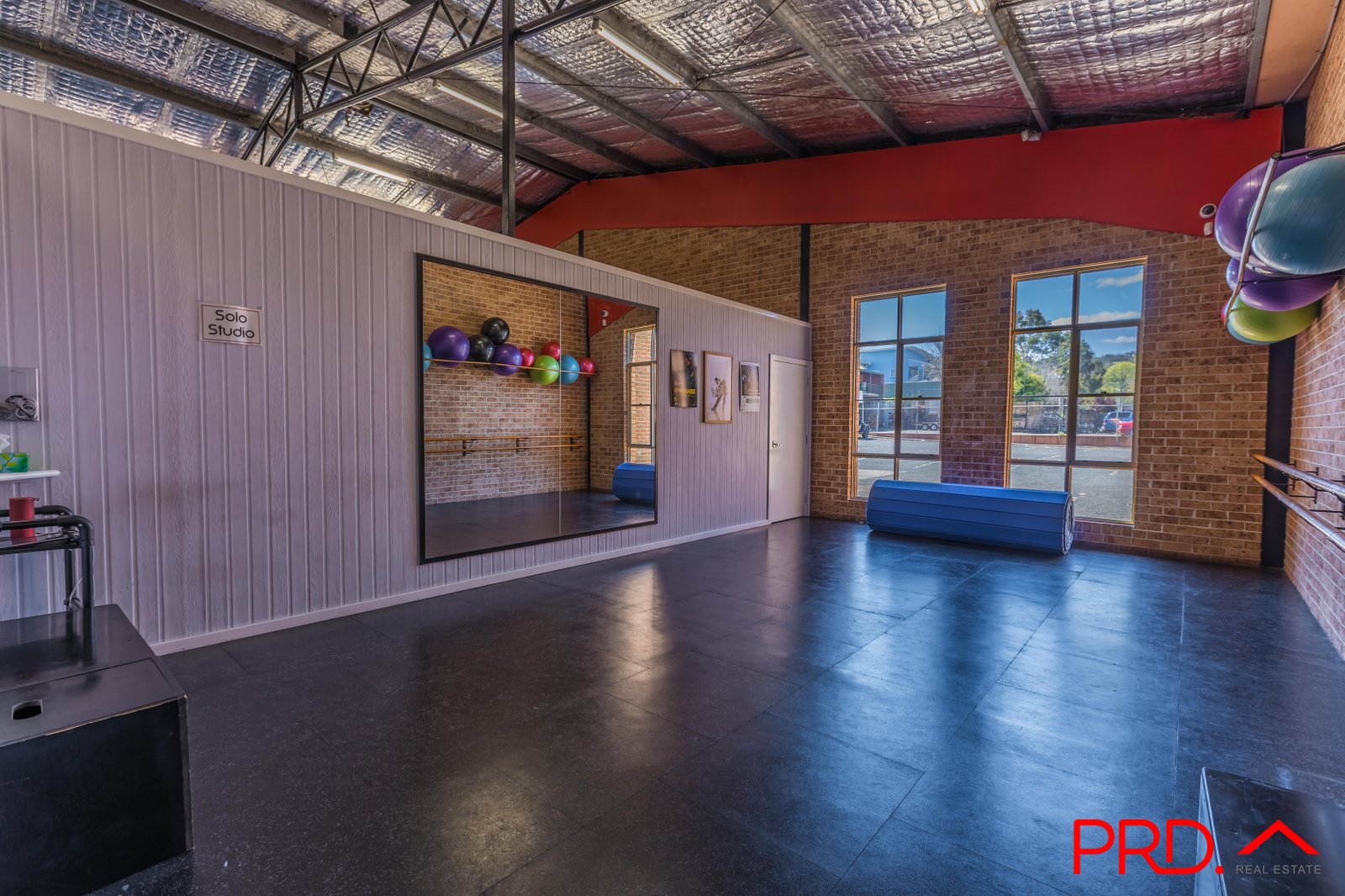 2/172 Peel Street TAMWORTH 12