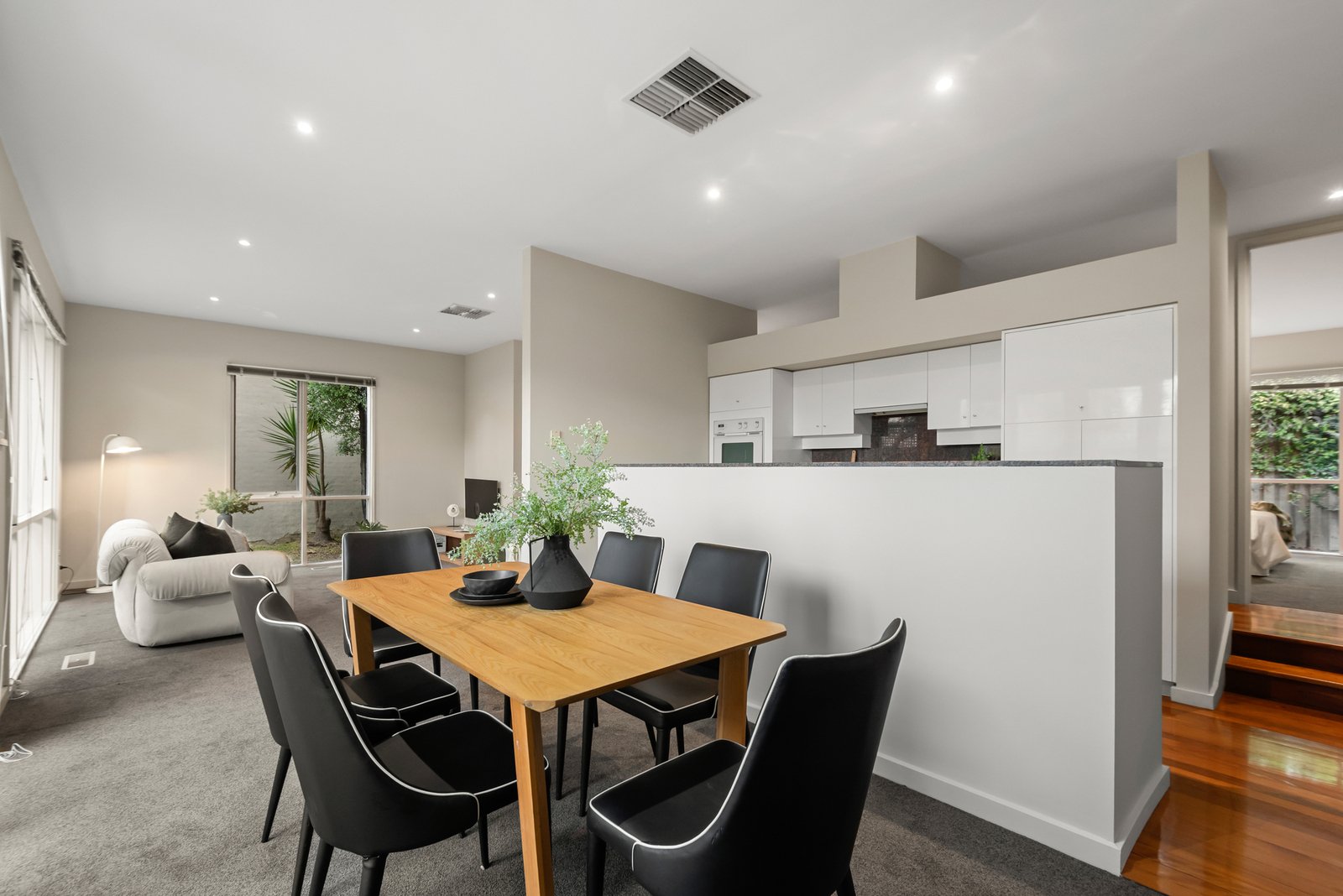 2/173 Finch Street, Glen Iris, 3146