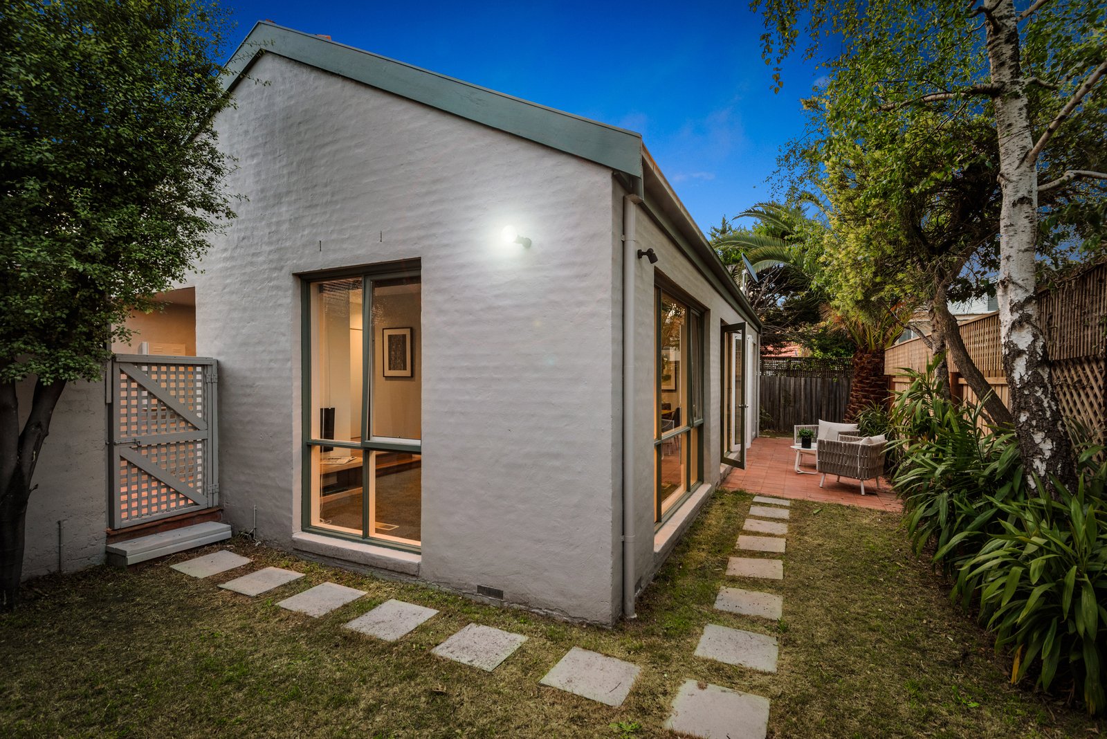 2/173 Finch Street, Glen Iris, 3146