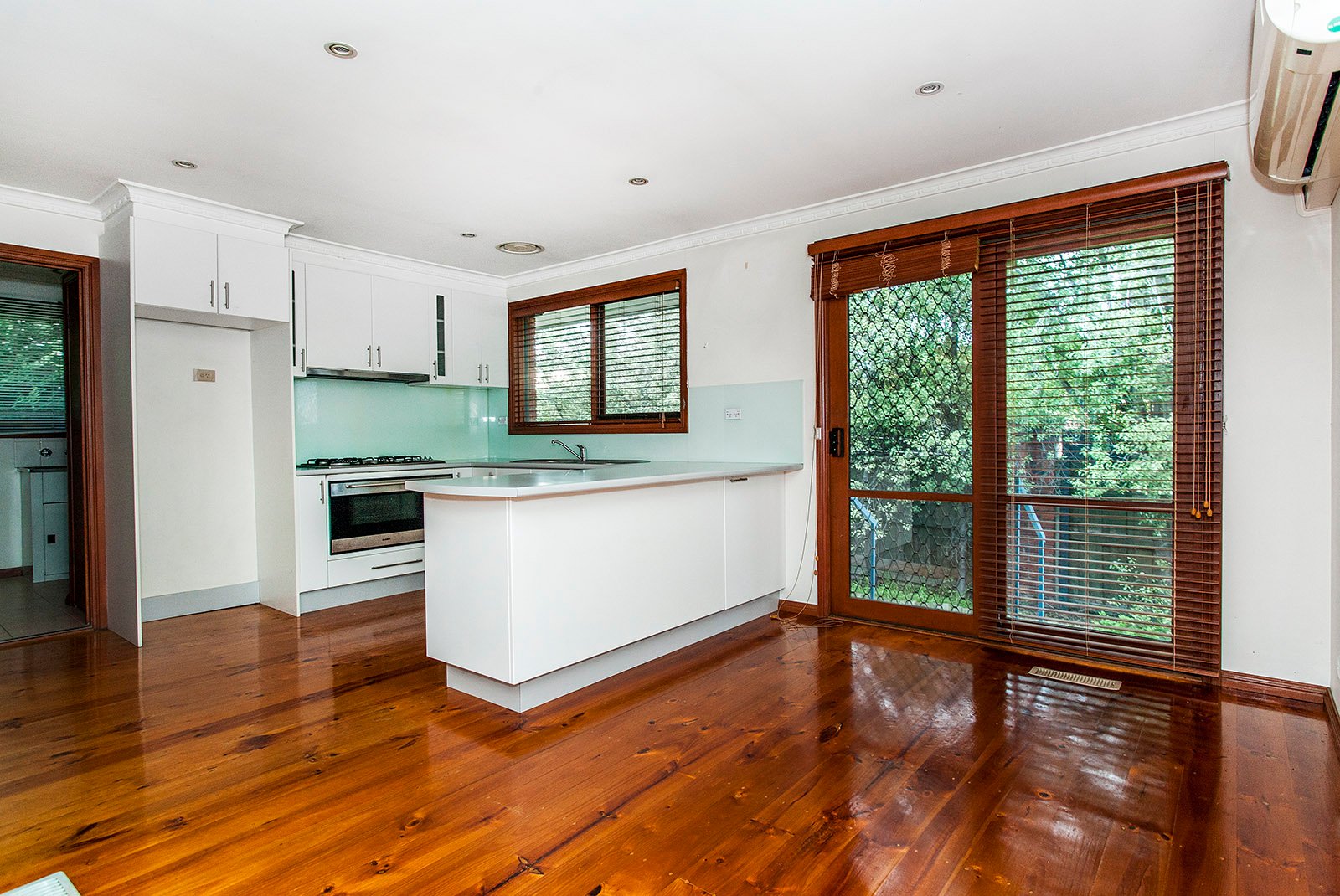 Real Estate and Property in 2/176 Ayr Street, Doncaster, VIC