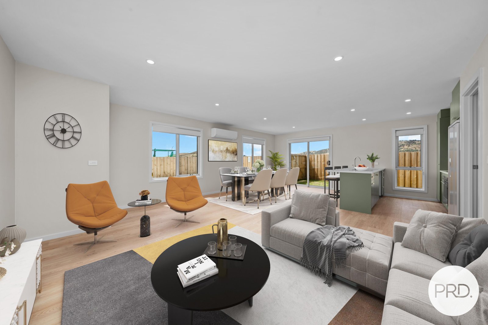 2/176 Main Street KEMPTON 2