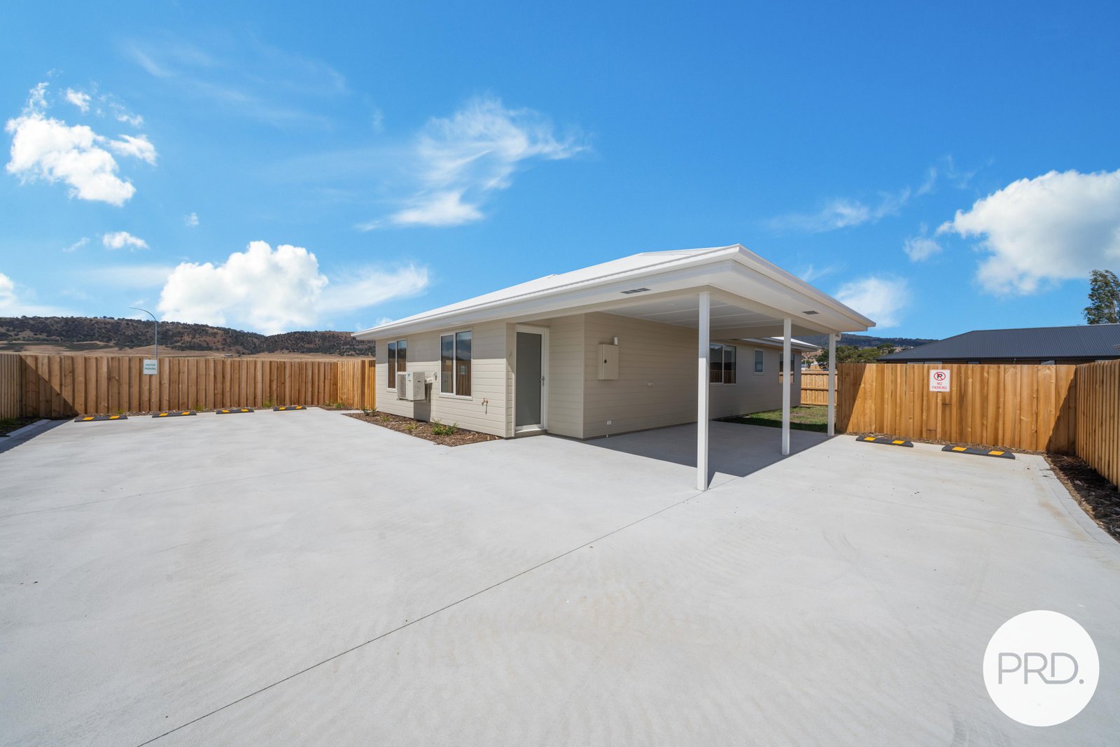 2/176 Main Street KEMPTON 18