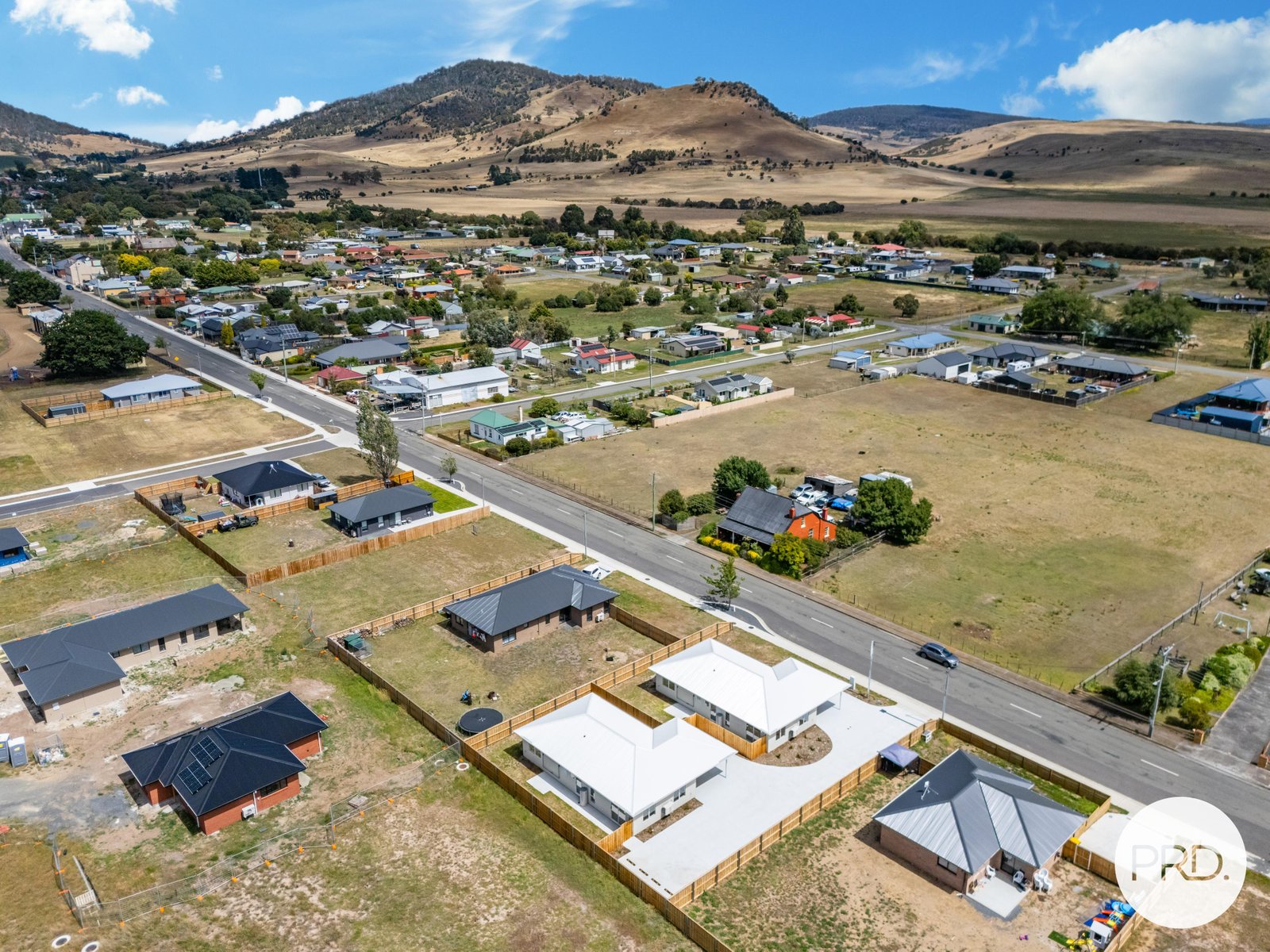 2/176 Main Street KEMPTON 24