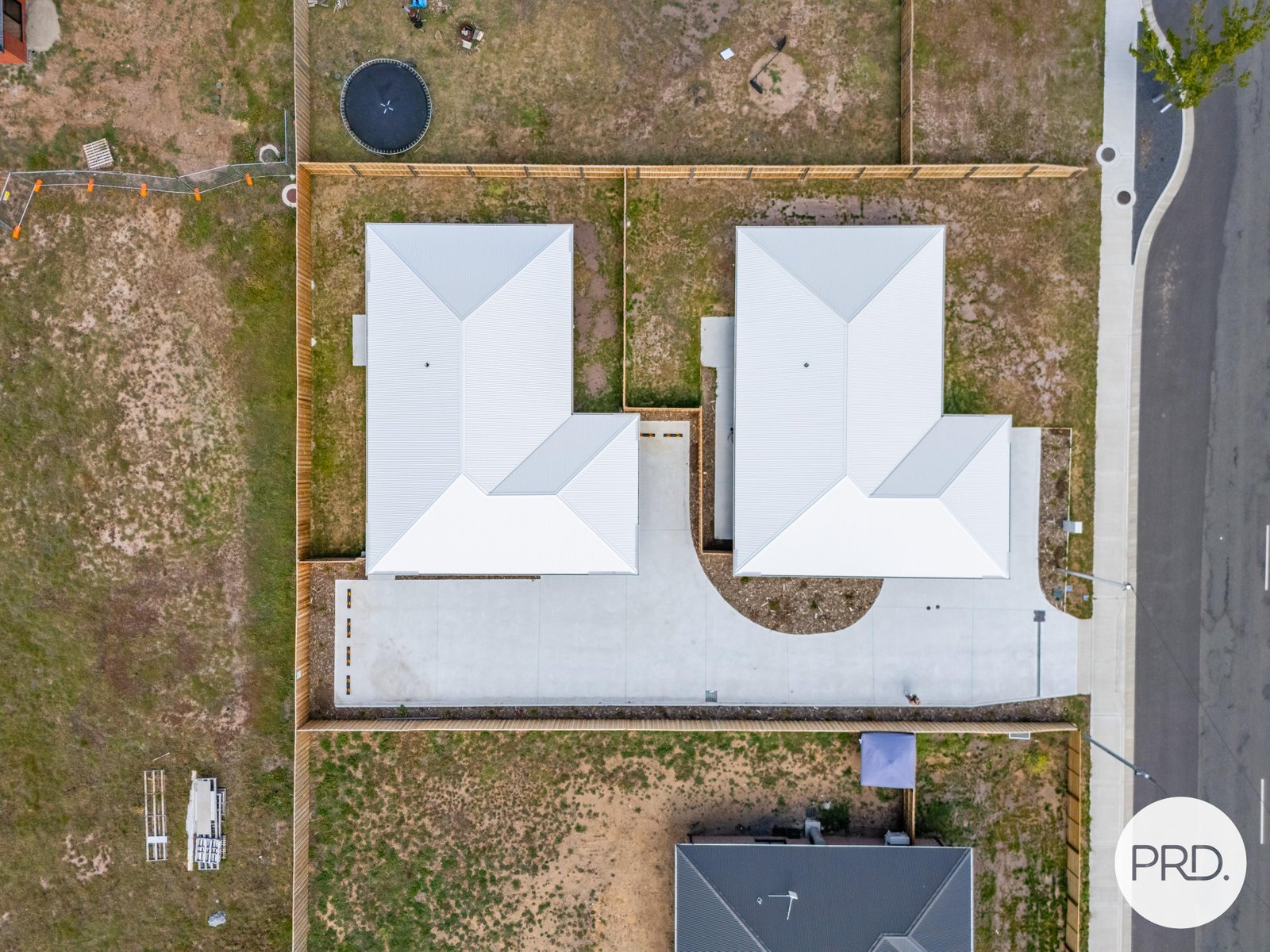 2/176 Main Street KEMPTON 26