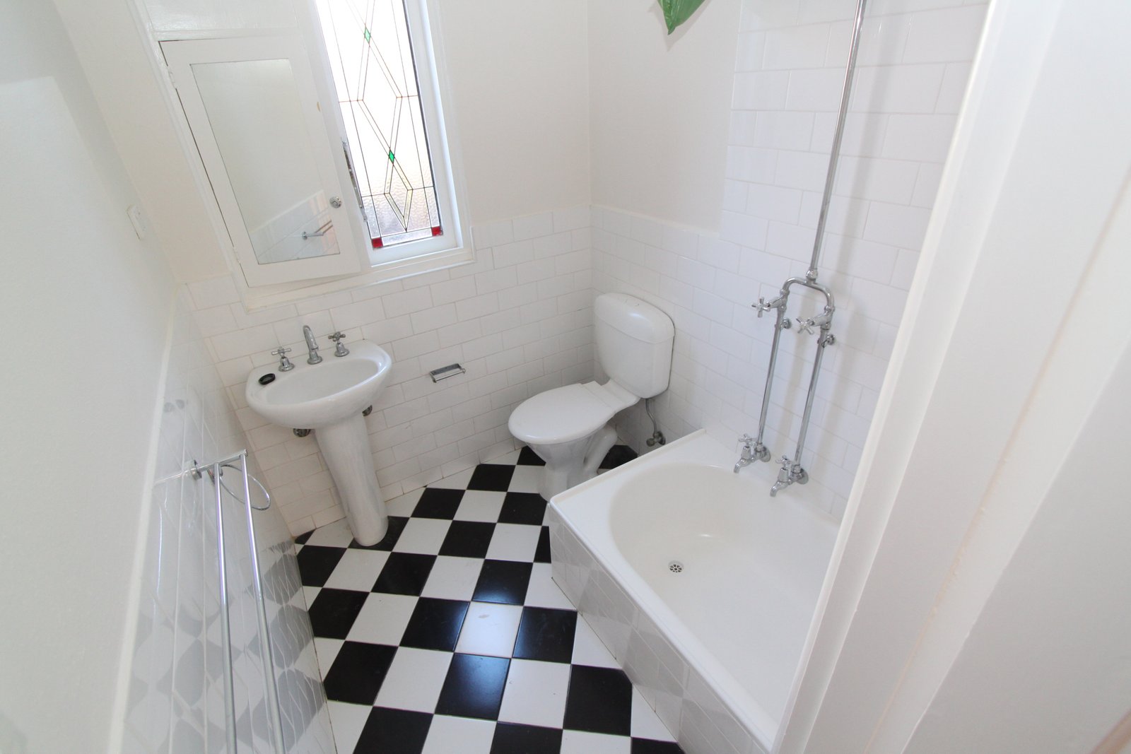 Real Estate and Property in 2/176 Ormond Road, Elwood, VIC