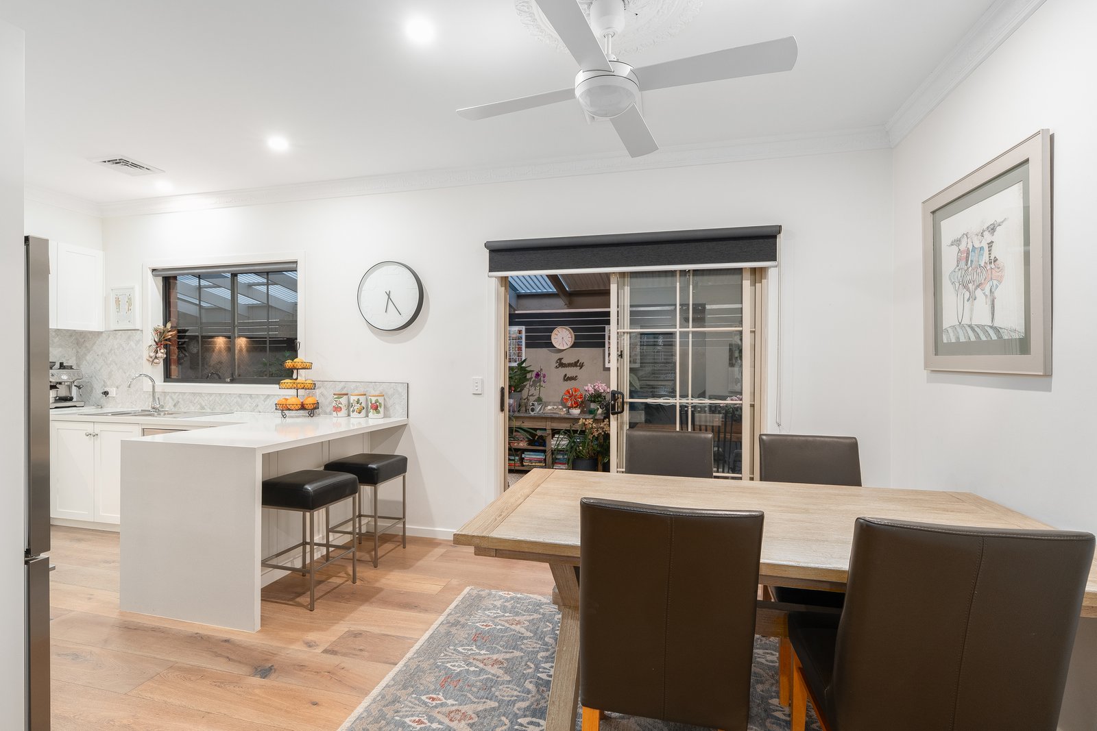 Gallery: 2/176 South Valley Road