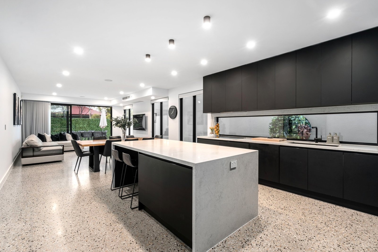 Real Estate and Property in 2/179 Napier Street, Essendon, VIC