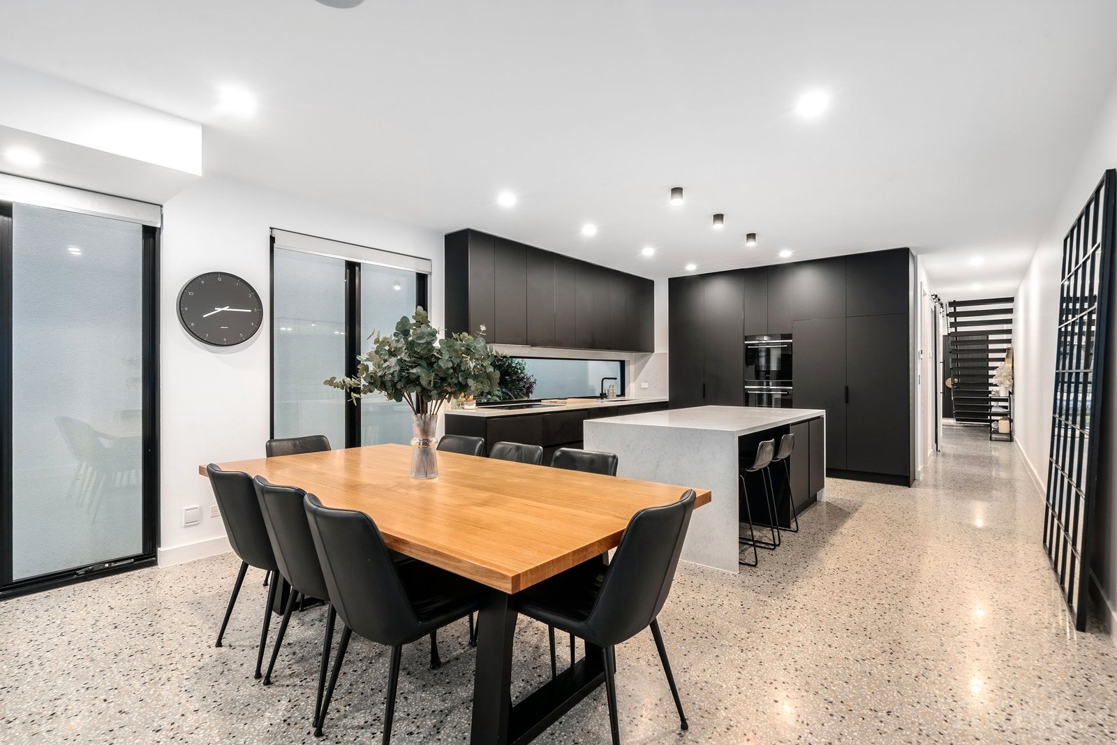 Real Estate and Property in 2/179 Napier Street, Essendon, VIC