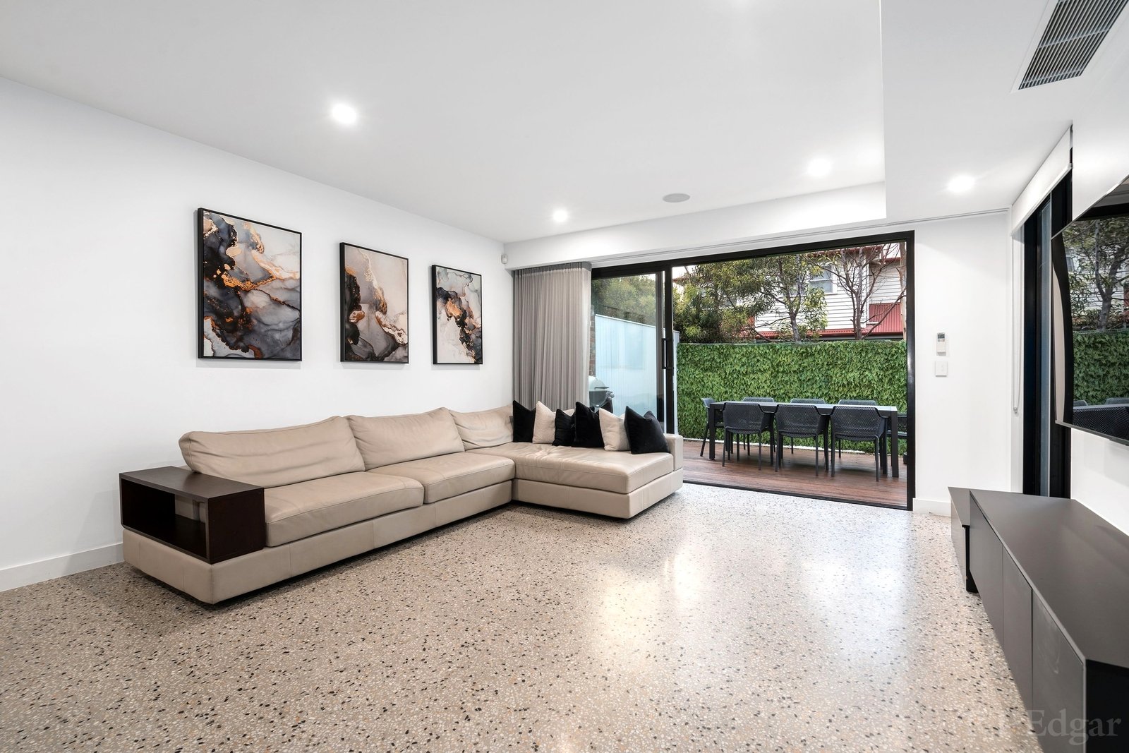 Real Estate and Property in 2/179 Napier Street, Essendon, VIC