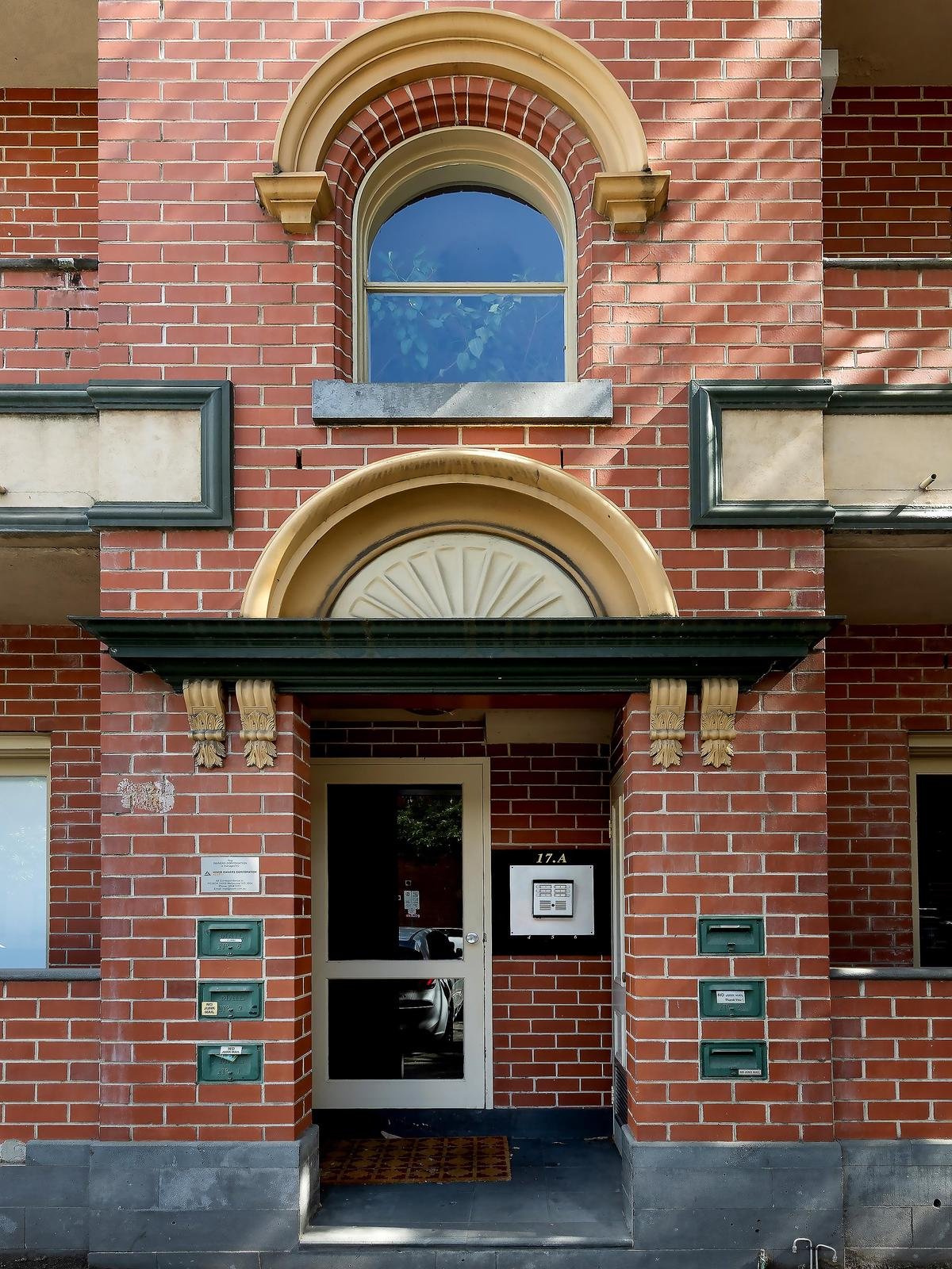 2/17A Cobden Street, North Melbourne VIC 3051