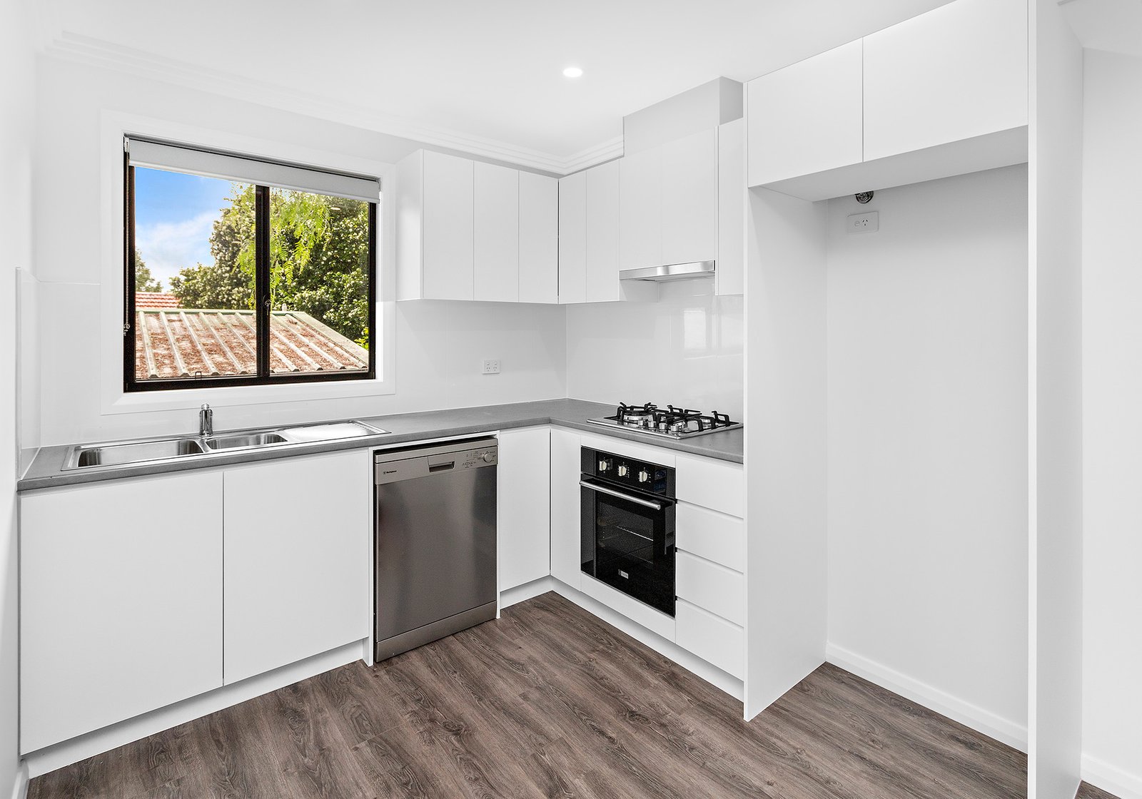 217A Kanahooka Rd  KANAHOOKA 2