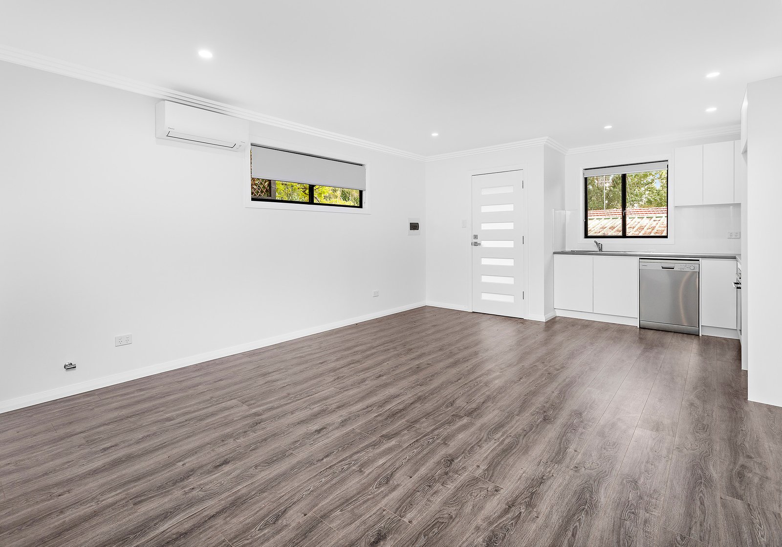 217A Kanahooka Rd  KANAHOOKA 3