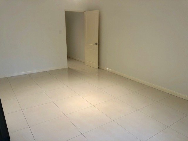 2/18-20 Hercules Road BRIGHTON-LE-SANDS 3