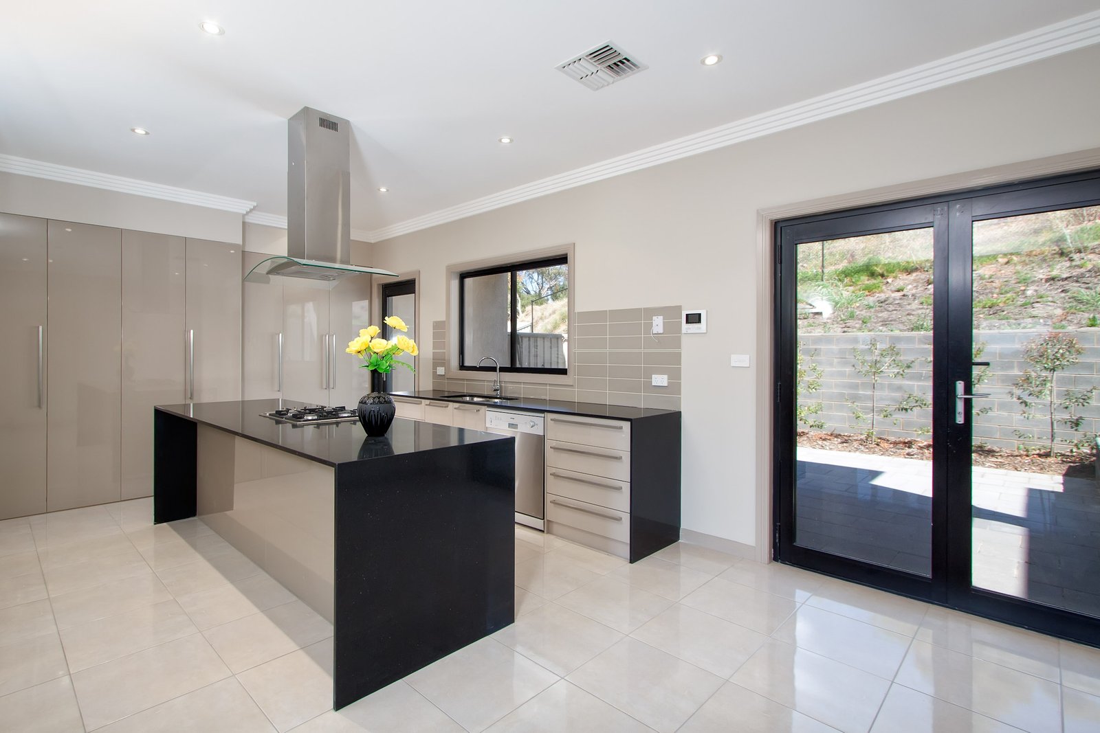 2/18-20 Railway Street TURVEY PARK 3