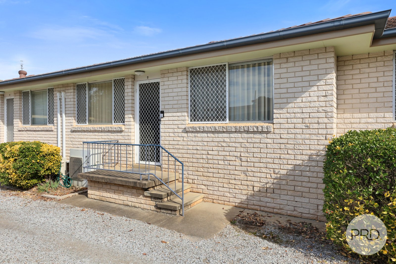 2/18 Anne Street TAMWORTH 4