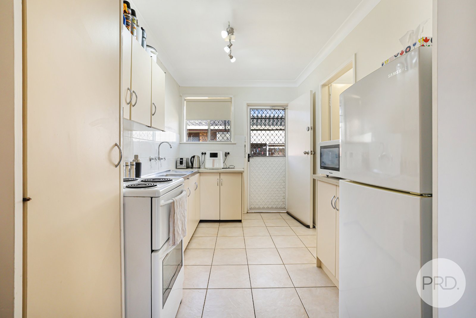 2/18 Anne Street TAMWORTH 8