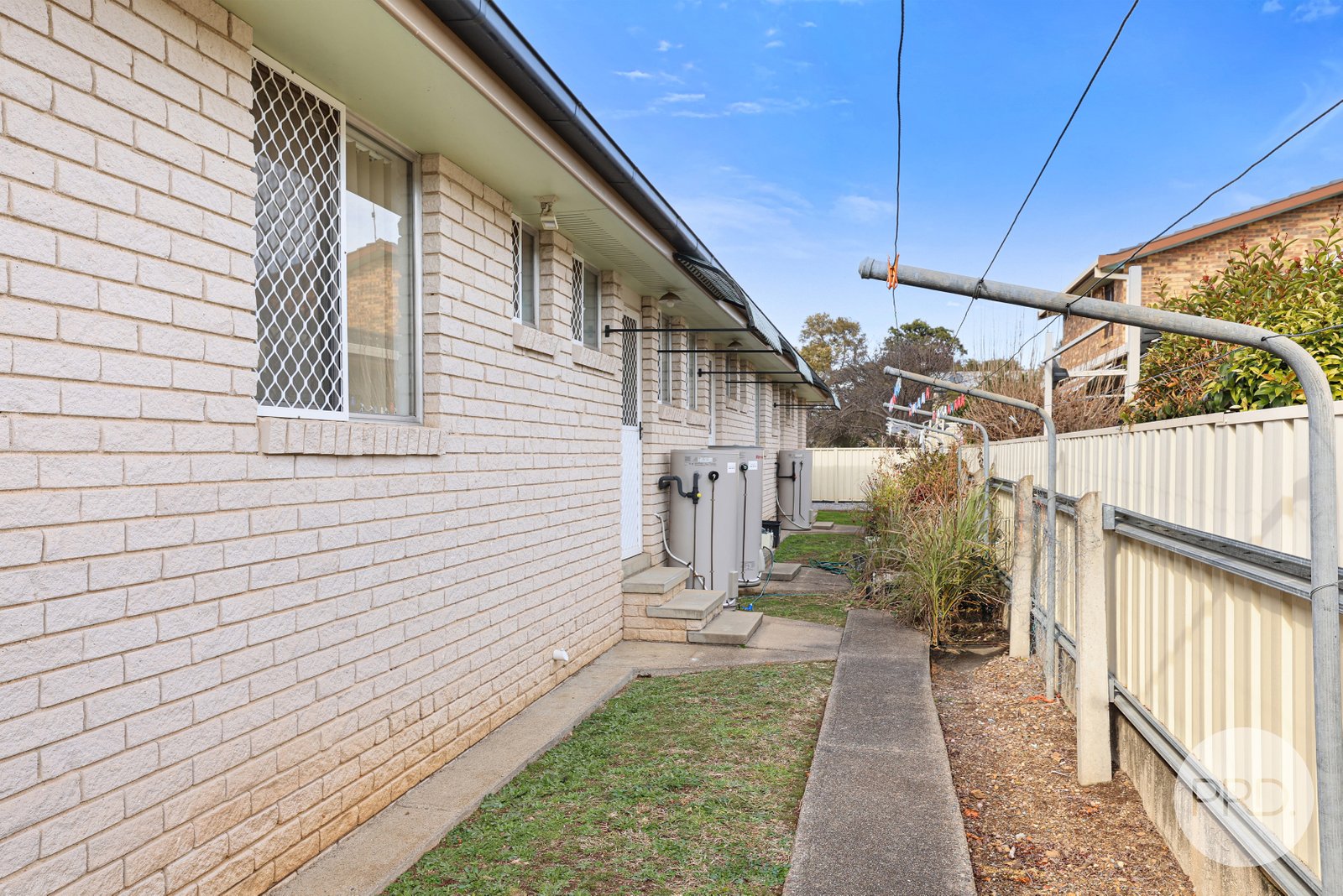 2/18 Anne Street TAMWORTH 15
