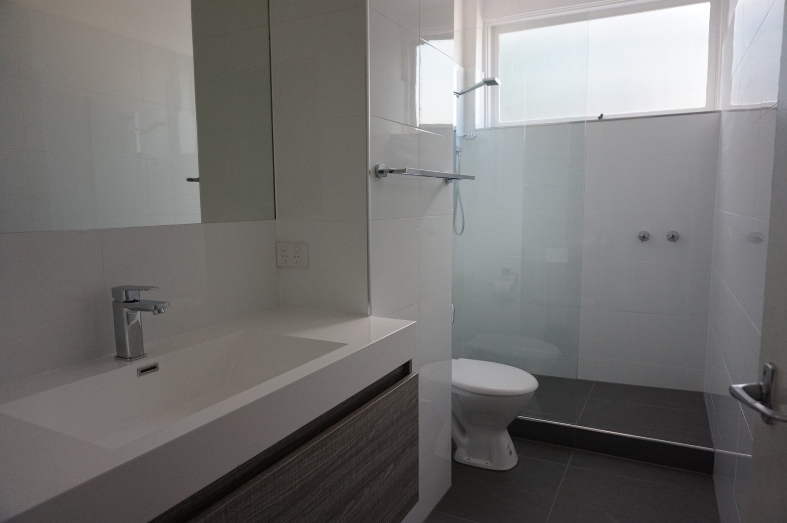 Gallery: 2/18 Barkly Street