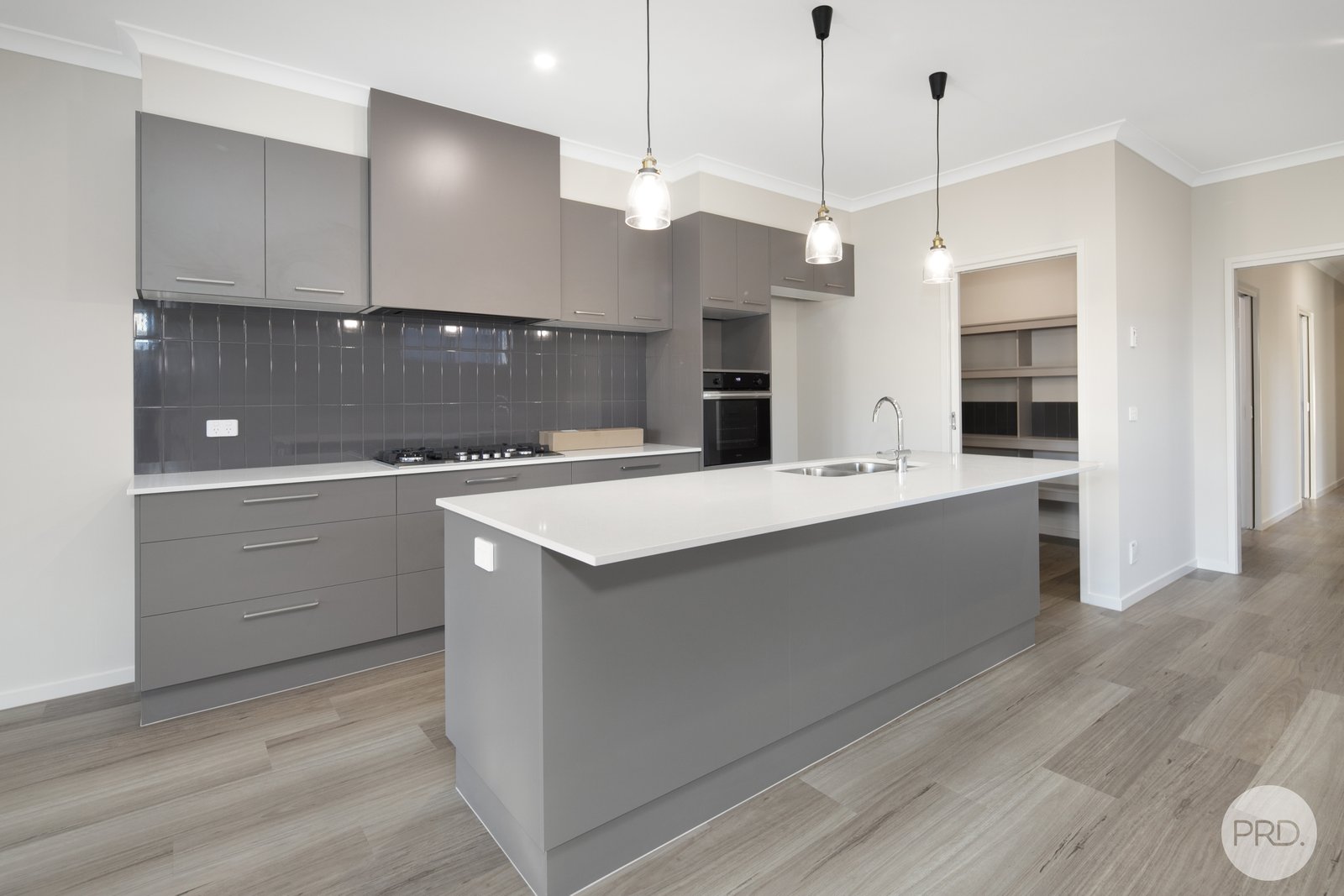 218 Clyde Street SOLDIERS HILL 1