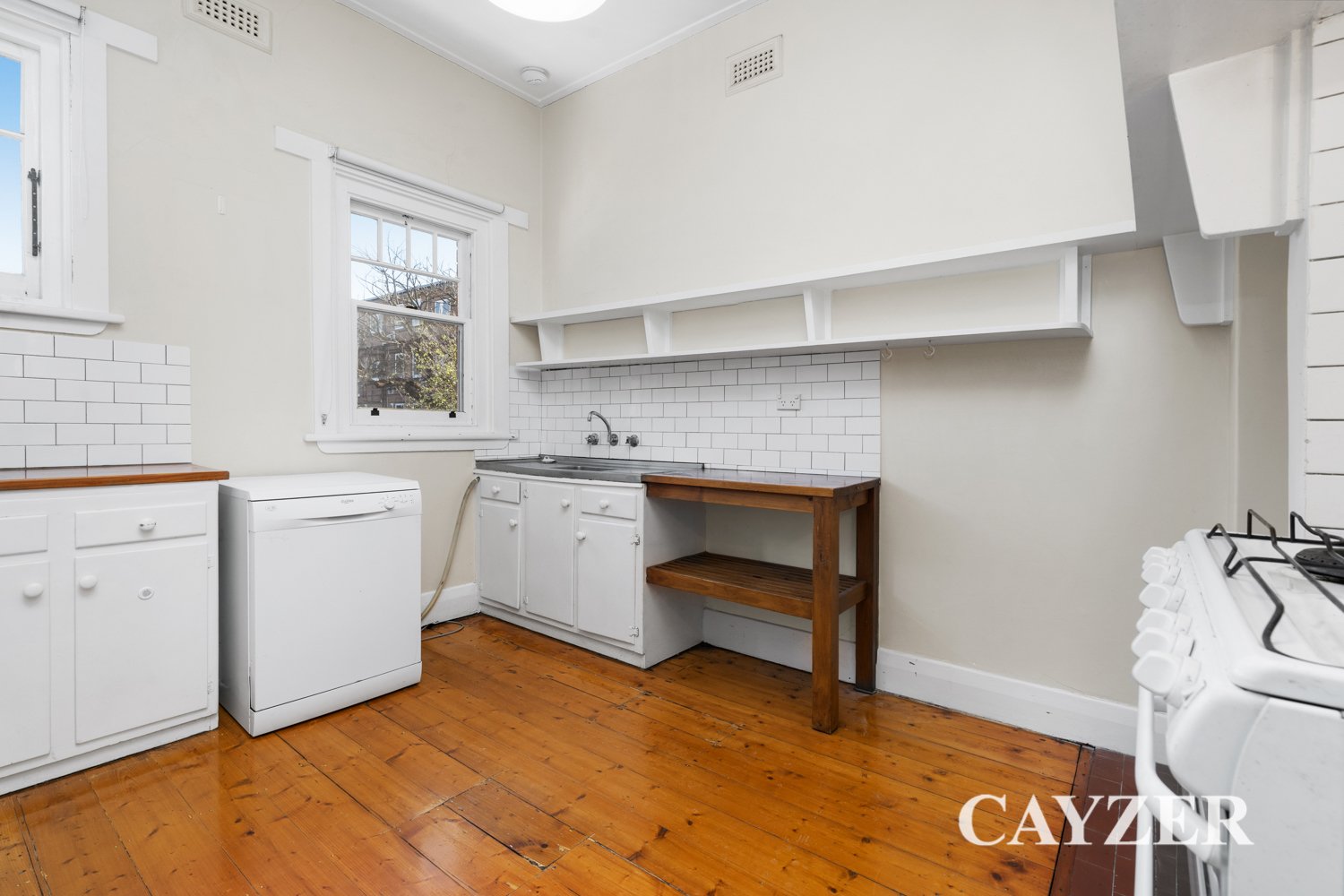 Gallery: 2/18 Clyde Street