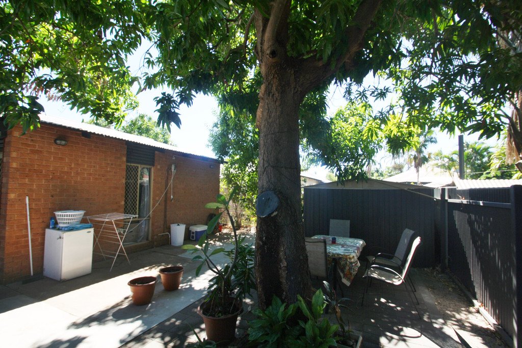 2/18 Dolby Way CABLE BEACH 11