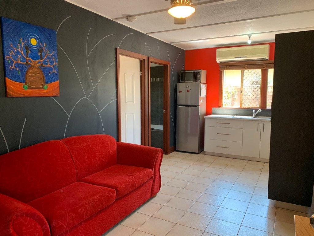 2/18 Dolby Way CABLE BEACH 9