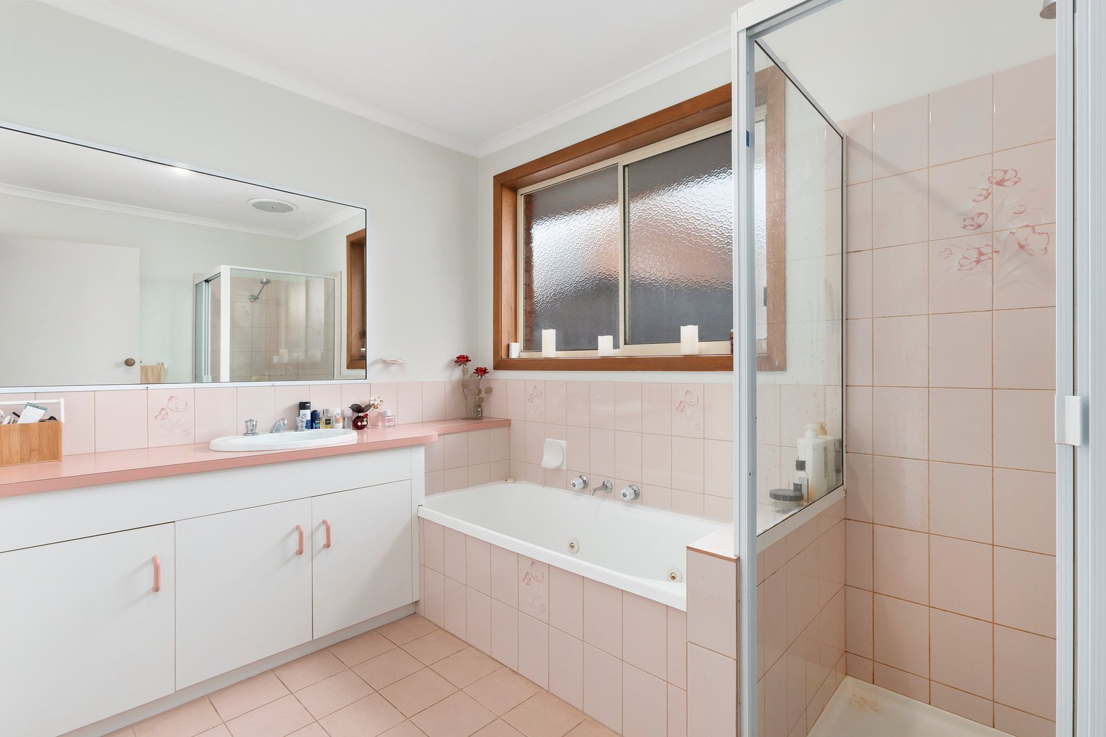 Real Estate and Property in 2/18 Donvale Drive, Leopold, VIC