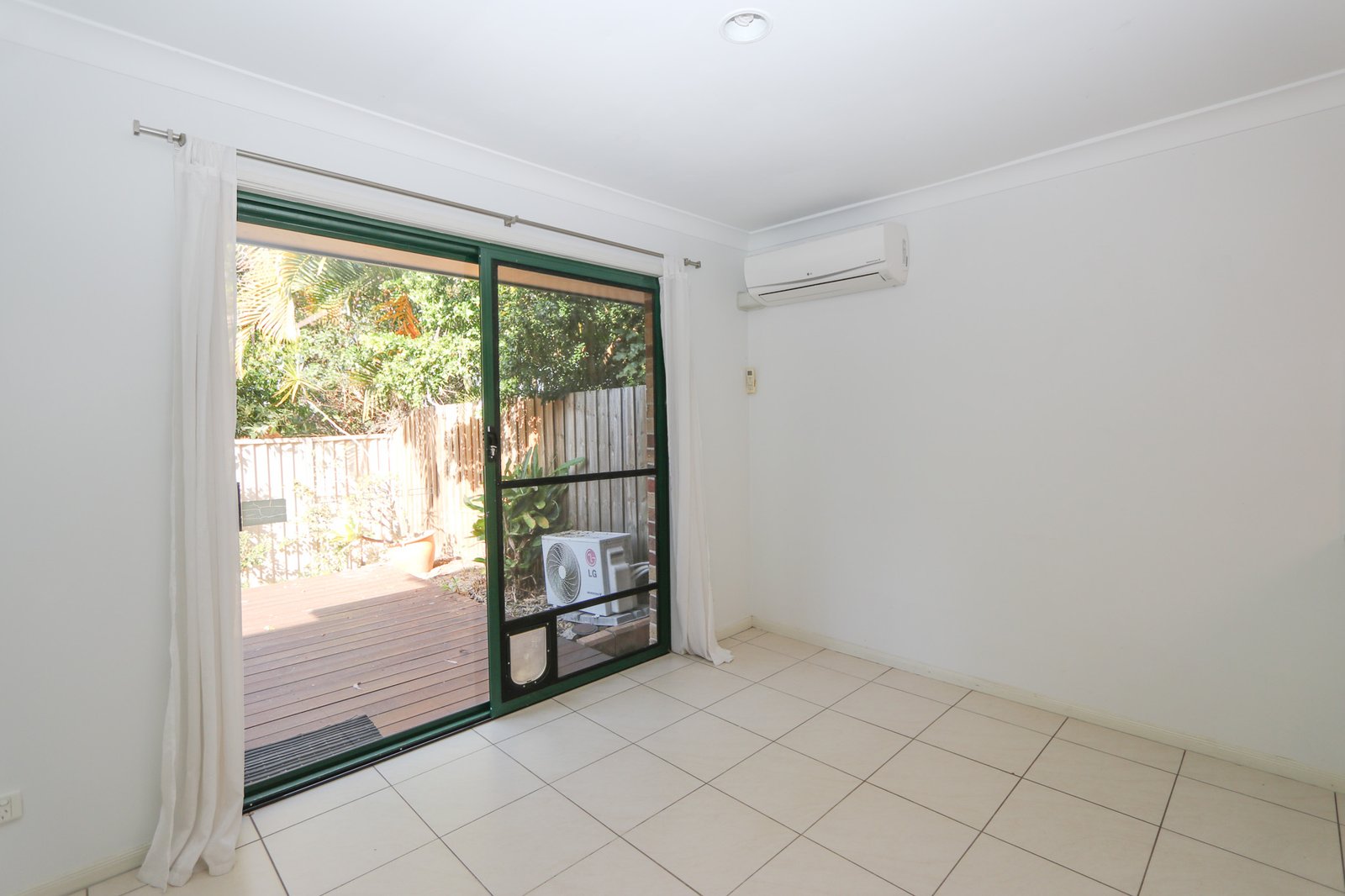 2/18 Doyalson Place HELENSVALE 6