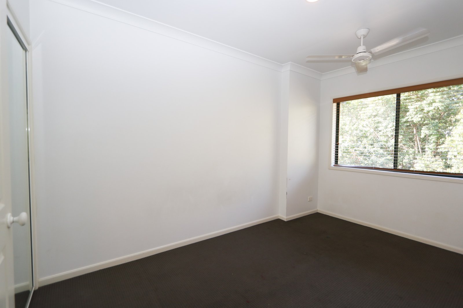 2/18 Doyalson Place HELENSVALE 13