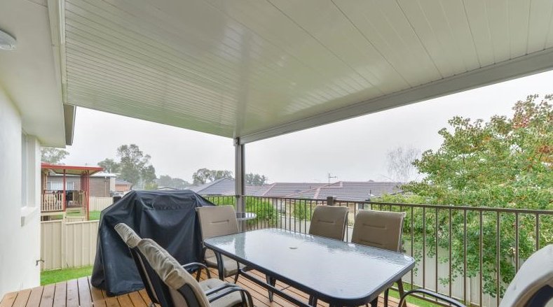 2/18 Fishermans Place TAMWORTH 5