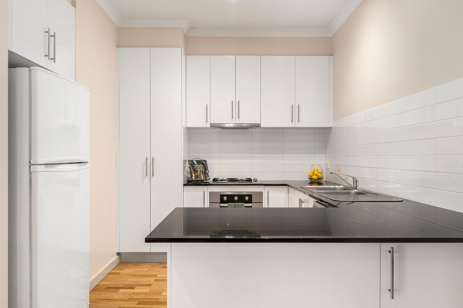 Gallery: 2/18 Glenola Road