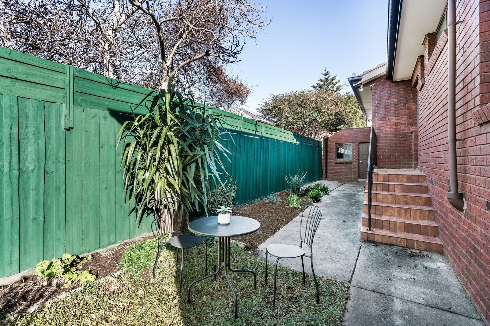 Real Estate and Property in 2/18 Gordon Grove, Preston, VIC