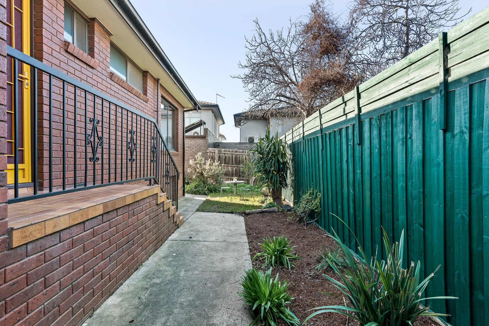 Real Estate and Property in 2/18 Gordon Grove, Preston, VIC
