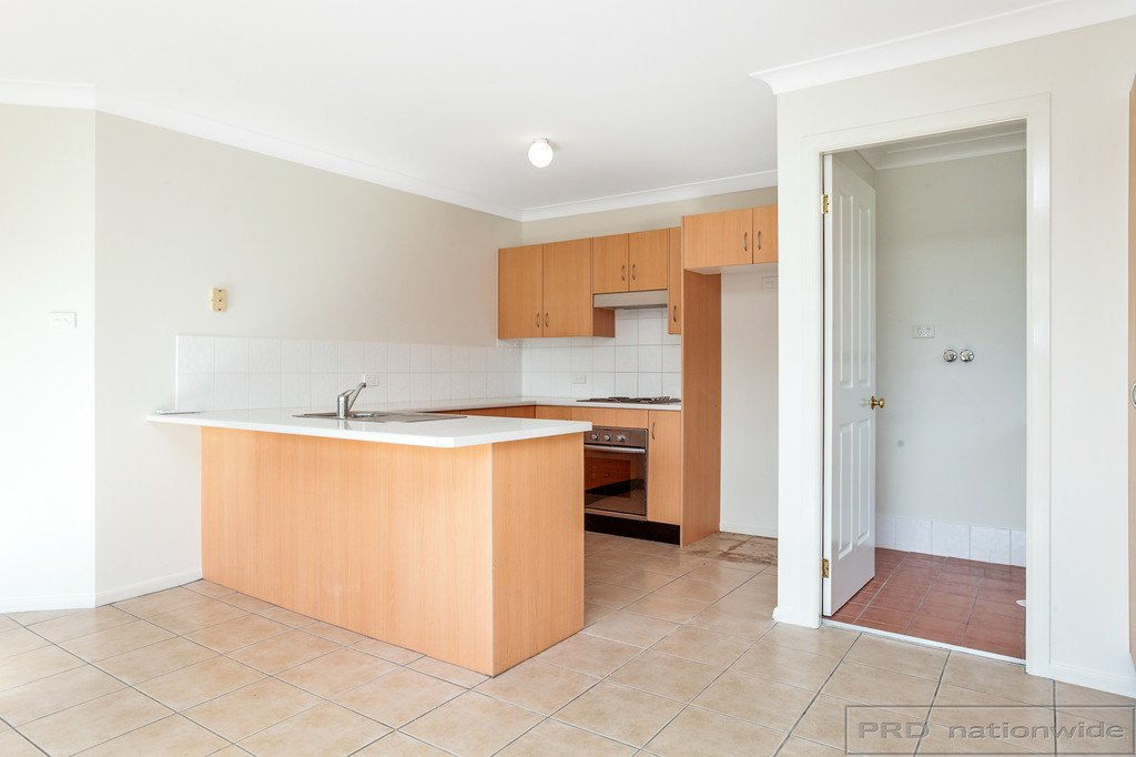 2/18 Jenna Drive RAWORTH 5