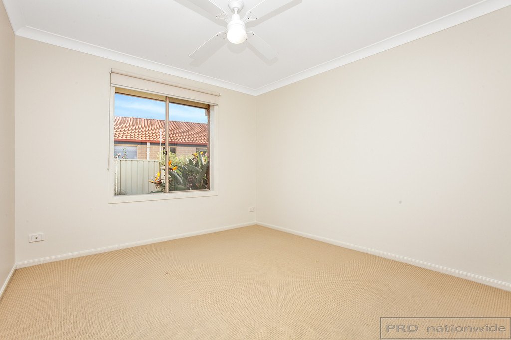 2/18 Jenna Drive RAWORTH 8