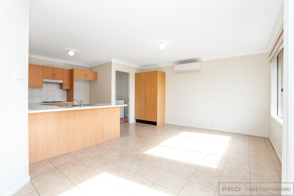 2/18 Jenna Drive RAWORTH 13