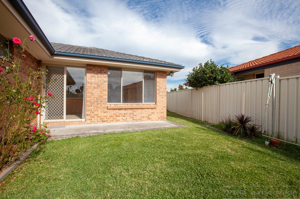 2/18 Jenna Drive RAWORTH 18
