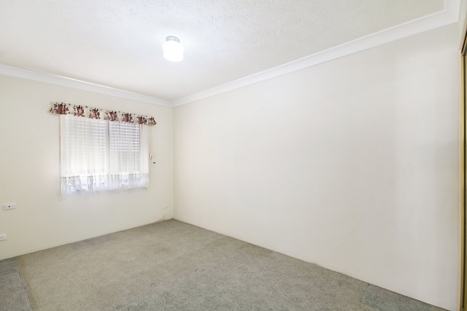 2/18 Lanham Street COOLANGATTA 7