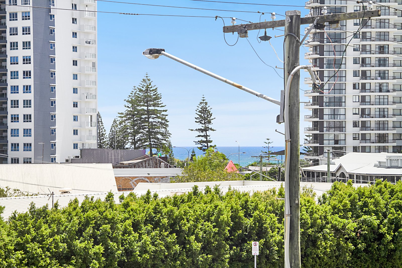 2/18 Lanham Street COOLANGATTA 10