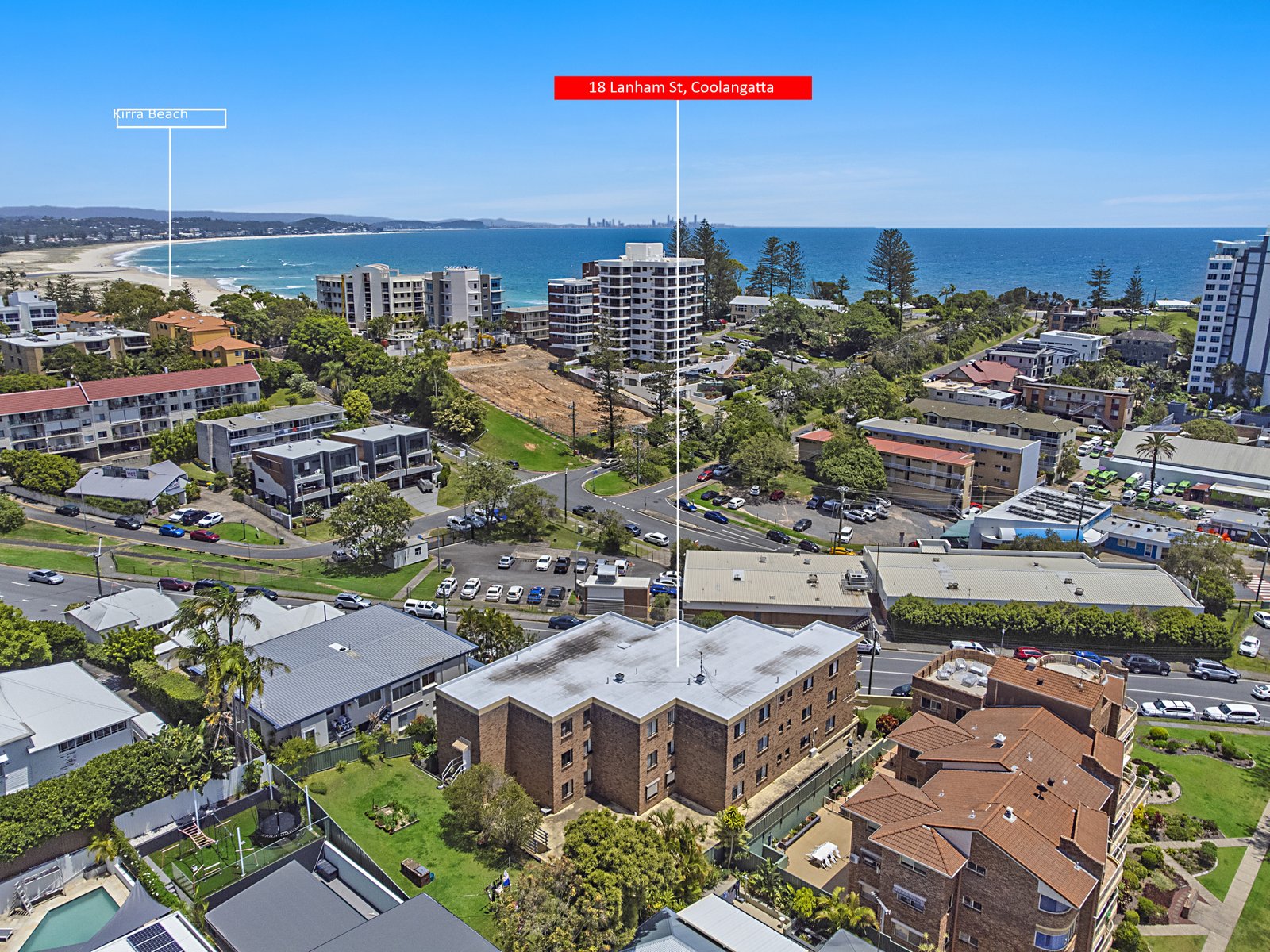 2/18 Lanham Street COOLANGATTA 11