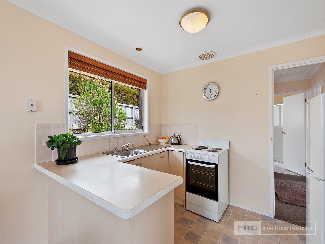 2/18 Longley Court GLENORCHY 3