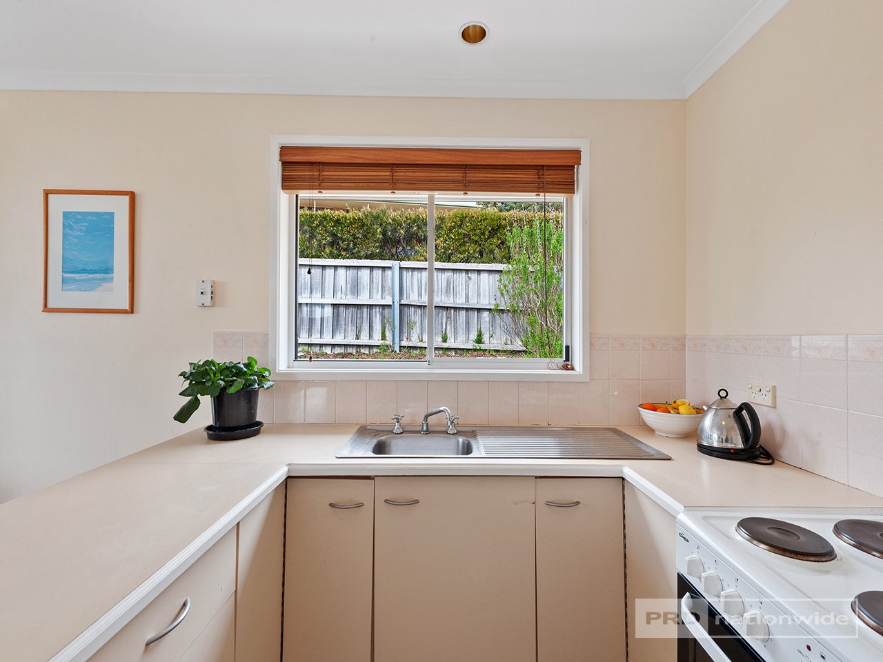 2/18 Longley Court GLENORCHY 5