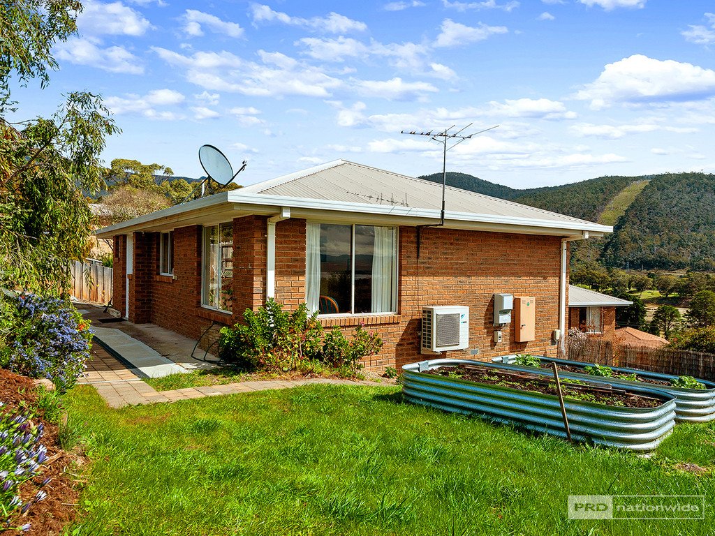 2/18 Longley Court GLENORCHY 10