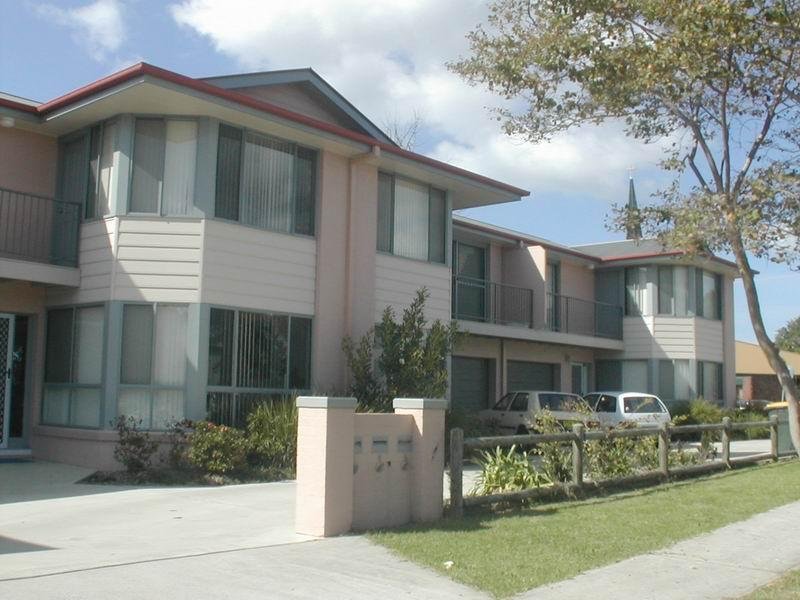 2/18 Lyster Street COFFS HARBOUR 1