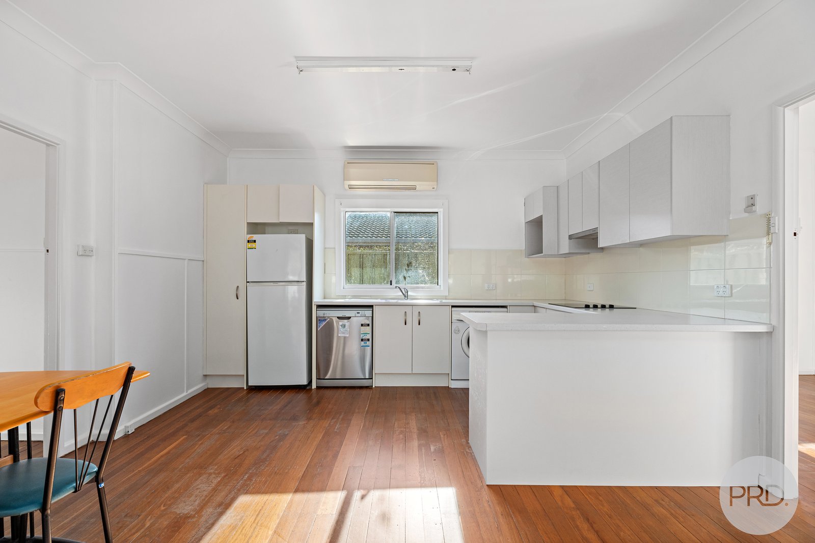 2/18 Messines Street SHOAL BAY 2