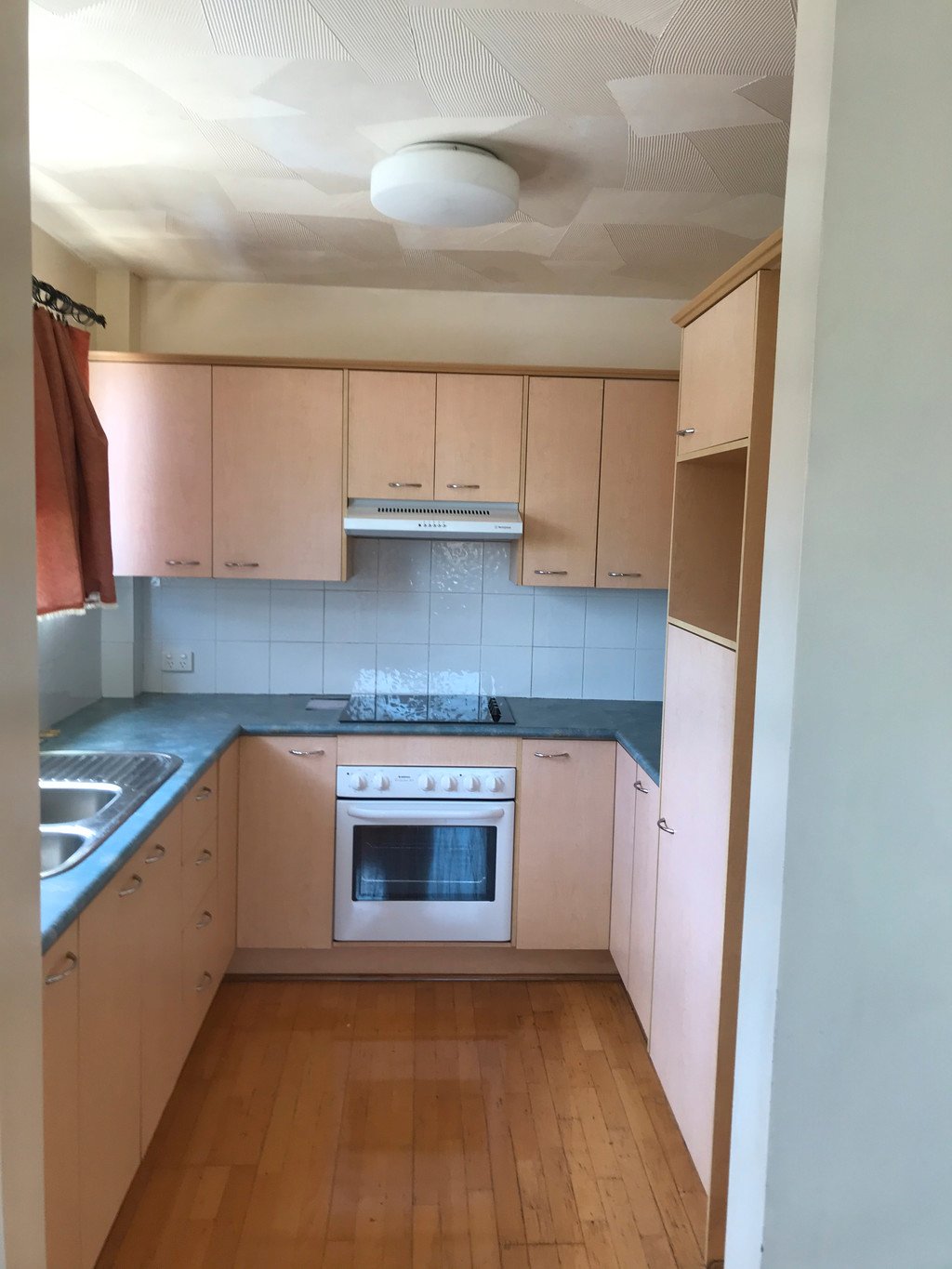 2/18 Oriel Road CLAYFIELD 4