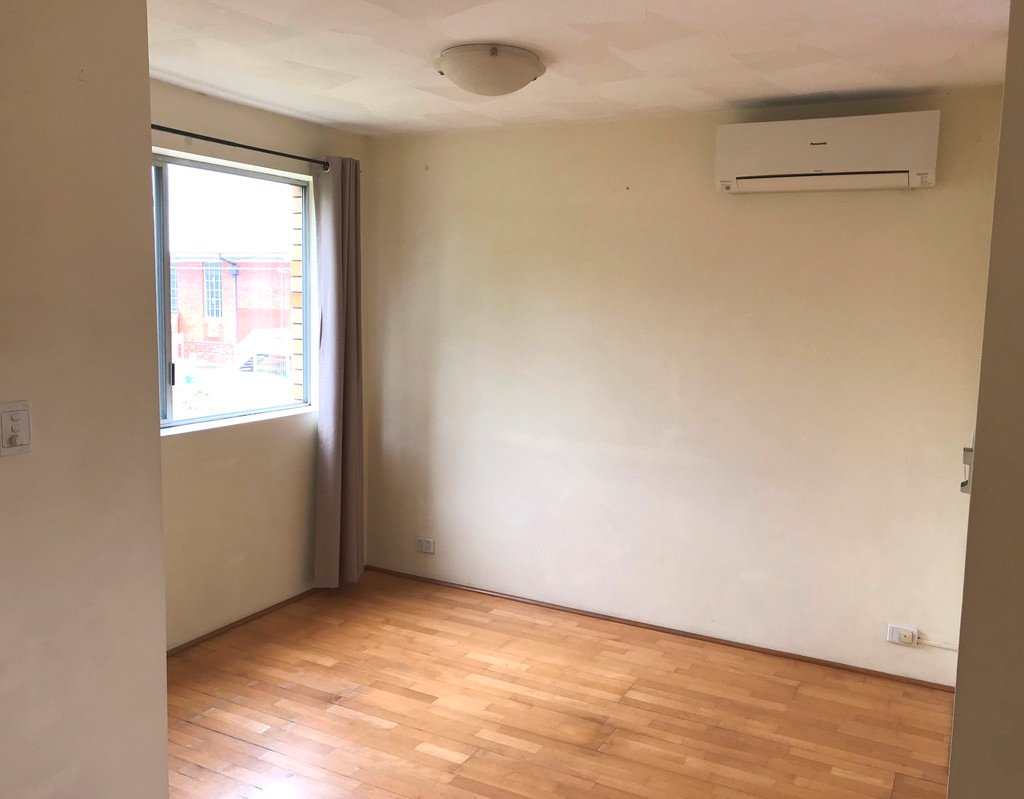 2/18 Oriel Road CLAYFIELD 4