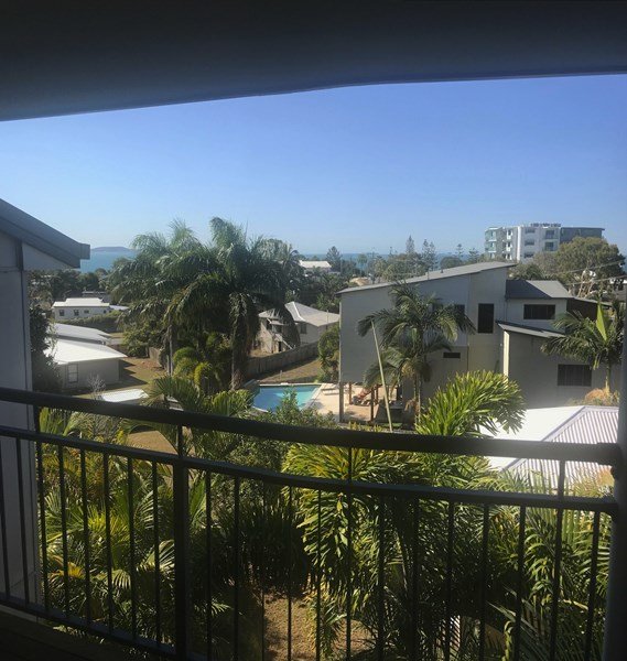 2/18 Pacific Avenue TANNUM SANDS 19